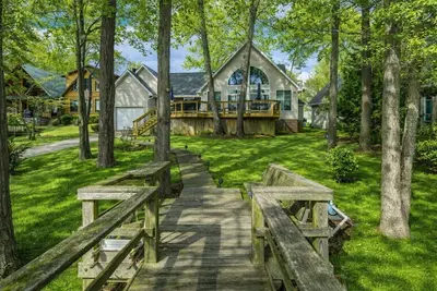Lakefront Retreat | Dock + Sunset Views