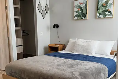 Image de Modern 2br Near Beach-Hot Water & Wi-Fi