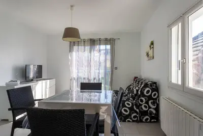 Image de Appartement 'T2 Vert Anis' avec Wi-Fi