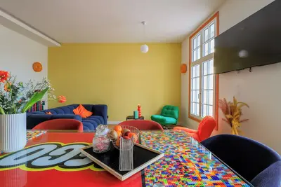 Image de Duplex Coloré ludique et familial 6 pers/3ch/3sdb Vue Beffroi Arras Centre Histo