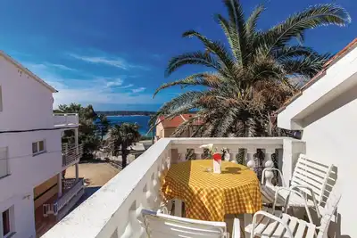 Superbe appartement à Rab avec Wi-Fi