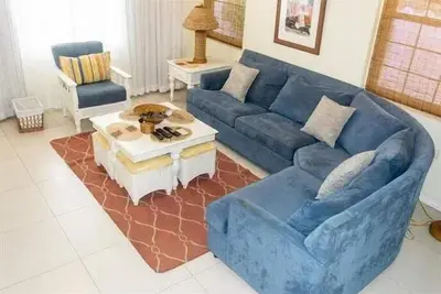 Image de Unit 6 Coast Luxury Town Homes  Newly Refurbished