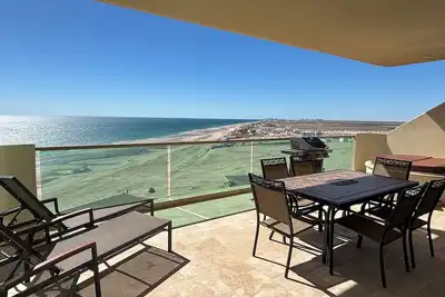Image de Tessoro 704 - Amazing beachy ocean front condo