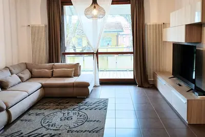 Image de Cn037 - Cesenatico, elegant three-room apartment with balcony and garage