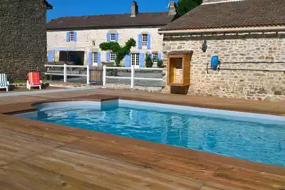 Image de Le Gîte D'Au, piscine chauffée, Spa et étang de pêche