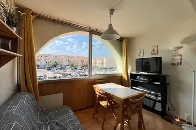 Image de Studio avec parking - 2 pers. , vue canal