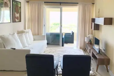 Image de Central New Kingston, Gated, 24hr Security, Mod Apt, Balcony, Distant Sea Views