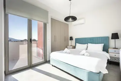 Acropolis View Maisonette - H1