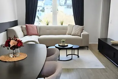 Image de Appartement 'Sauerland 1' avec vue sur la montagne et Wi-Fi