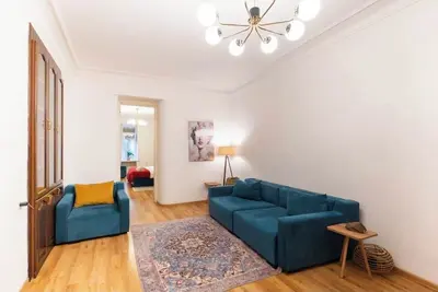 Image de 1br Apartment Near Fabrika & Marjanashvili.