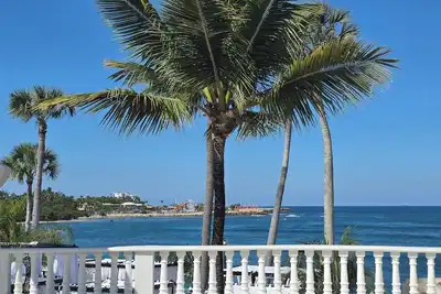 Image de Spacious 5-bedroom villa/Ac at beach resort\n15 restaurants/bars. \nAll Inclusive!