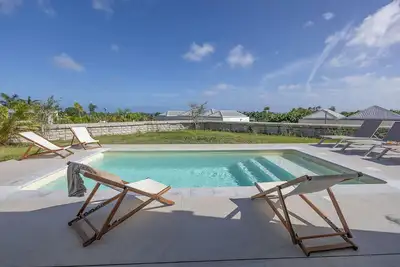 Image de Villa Akébé, villa neuve avec vue sur le golf et la mer idéale pour 8 personnes