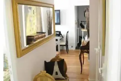 Image de Rue de l'Universite 2 bedroom apartment