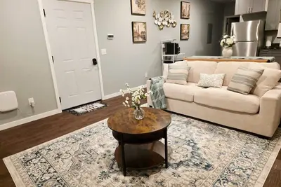 Image de Valclyde Cozy Suites\\ Sleeps 8-Dt MPLs