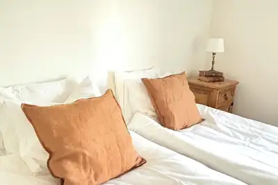 Image de Charming accommodation near station - 11 minutes to Liseberg