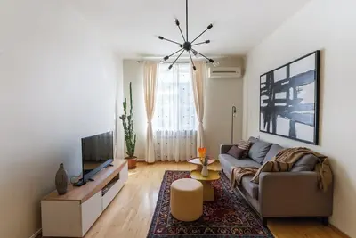 Image de Modern Condo on Sayat Nova Avenue &Yerevan Center.