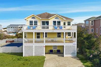 Image de Harvest Moon | 930 ft to the beach | Private Pool, Hot Tub, and Dog Friendly