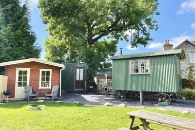 Image de Cwt Tyddyn Shepherd'S Hut, pet friendly in Cerrigydrudion