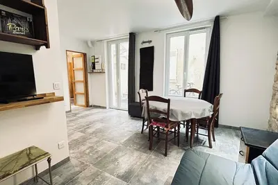 Image de 2 Pièces avec extérieur - 10 minutes de Montmartre