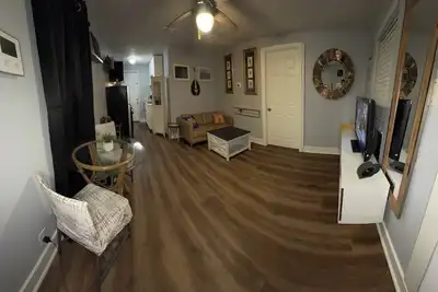Image de Austin Bungalow, Huge Yard for Pets, Jam Room, Gym