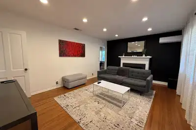 Image de Lovely 3-bedroom house with Ac in charming Pasadena