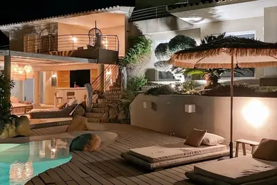 Image de Grande villa de charme Porto-Vecchio piscine/poolhouse dans domaine privé