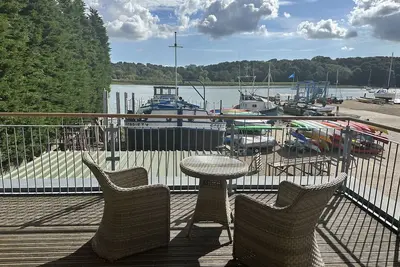 Image de The Crow's Nest | A lofty little spot for very grounded relaxation.