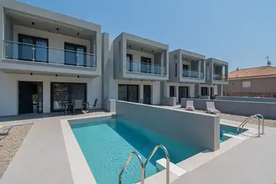 Image de DaMa Maisonettes  by RentalsPro-Polychrono