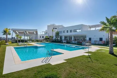 Image de Casa Banderas - 2 Br (6p) - Pool view & mountains - La Cala De Mijas