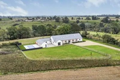 Image de Countryside Retreat with Outdoor Pool in Oxfordshire