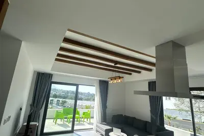 Image de Luxury Defne Suite – Pool, Balcony & Prime Alsancak Location