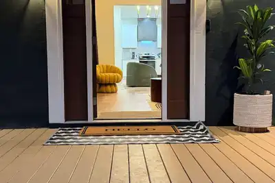 Image de The Whiskey Peach: Speakeasy Retreat: 2br 1ba