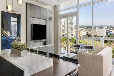 Image de Fifa 1br Presidential Suite – Luxury Stay – Walk to Stadium – Sleeps 4
