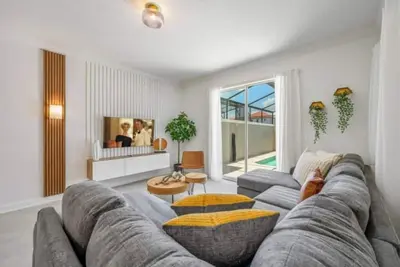 Image de New Heated Pool Home | Resort Style| Storey Lake | 10 Min Disney