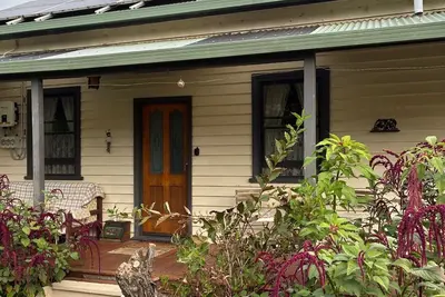 Lily Cottage for Couples
