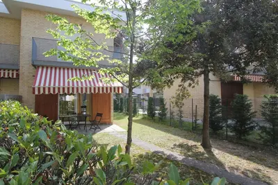 Image de Maison mitoyenne avec jardin privé