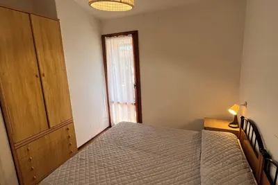 Image de Appartement sur deux niveaux avec piscine partagée