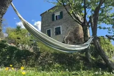 Image de Cozy country house with pets allowed.