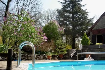 Image de Maison en pierre, piscine privée - 2 pers.