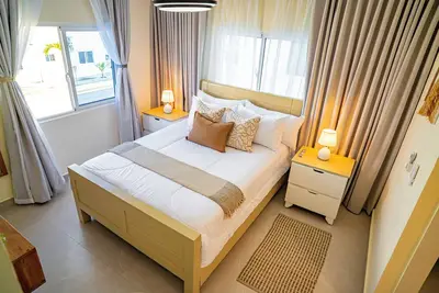 Image de Swimming pool, welcome amenities and relaxation