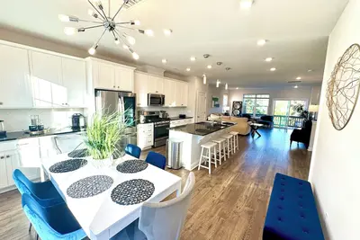 Image de Raleigh-Durham-Rdu-New-5rm-5tv-7 beds