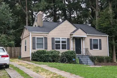 Image de Comfortable 3-bed/2bth house in Decatur, near Emory