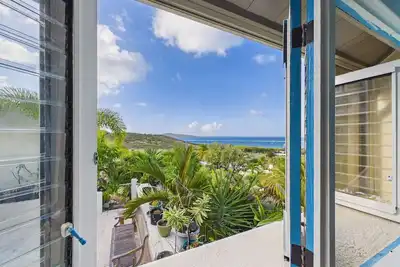 Image de New Listing Unwind at The Reef - Relaxing 2br Beach Condo w/Pool & Ocean Breezes