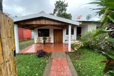 Image de Jardin del Bosque, house near Rio Celeste