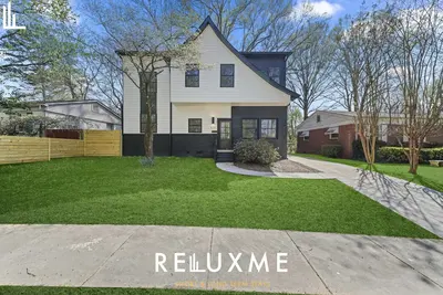 Image de New Reluxme Lux Uptown 4br Modern Retreat  • Yard