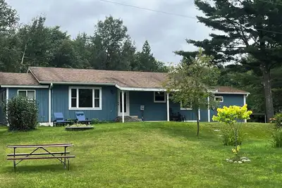 Image de Lovely 2-bedroom house with lake frontage and dock in Tomahawk, Wisconsin