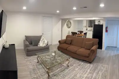 Image de Delightful 2-bedroom apartment in Potomac.