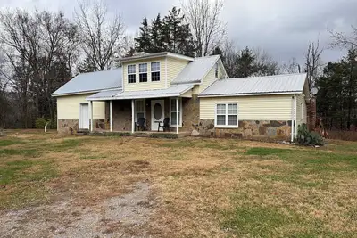 Image de Garfield Place. . . . A welcoming 3-bedroom cabin with Ac in charming Alpine