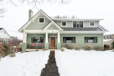 Image de Park Street Retreat | Updated Home in the Heart of Charlottesville