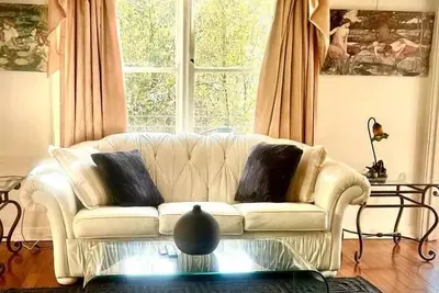 Image de Old World elegance Views & Wood Fire